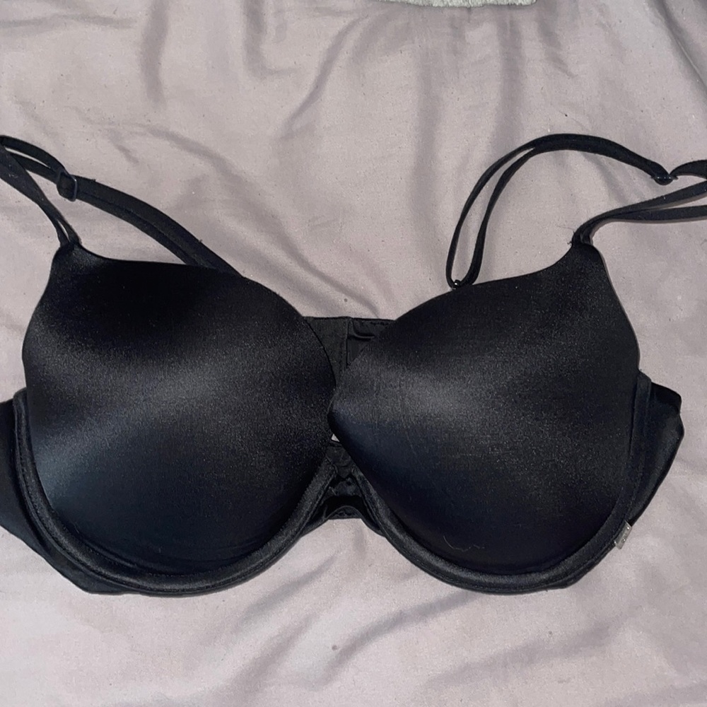 Victoria secret underwire bra